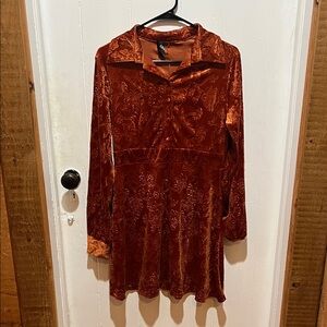 Cider Burnt Orange Velvet Long-Sleeve Dress